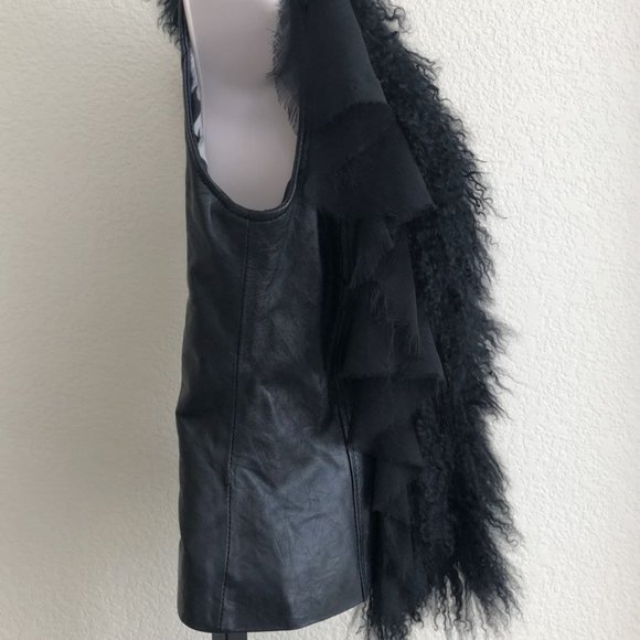 Royal Underground Size XS Leather and Fur Vest - Picture 5 of 16